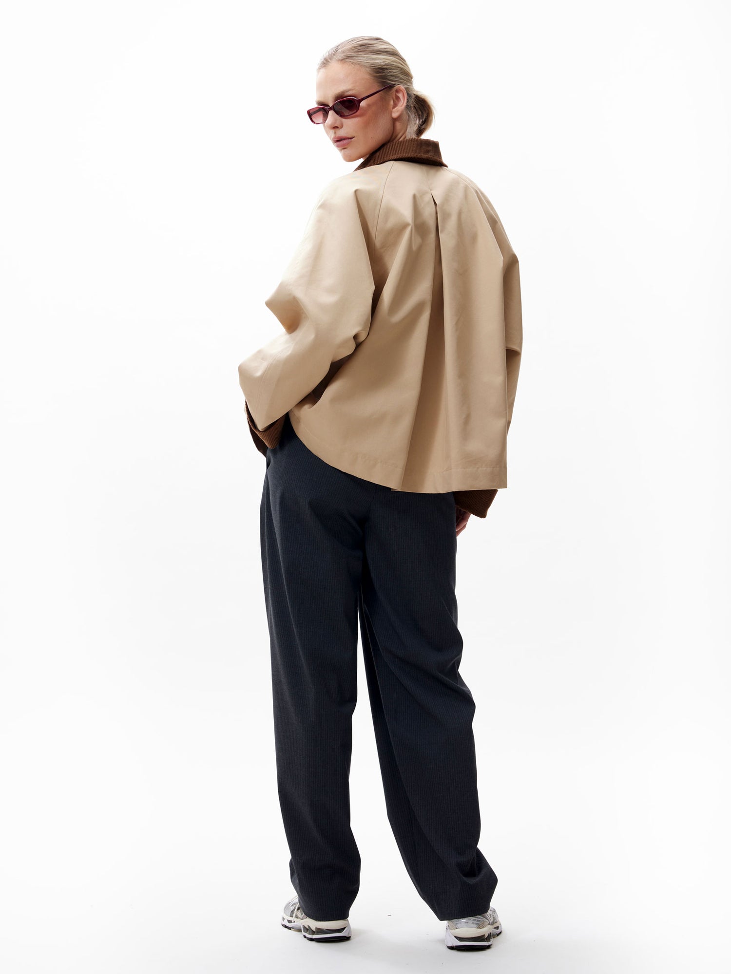 Oversized cape trenchcoat Travertine