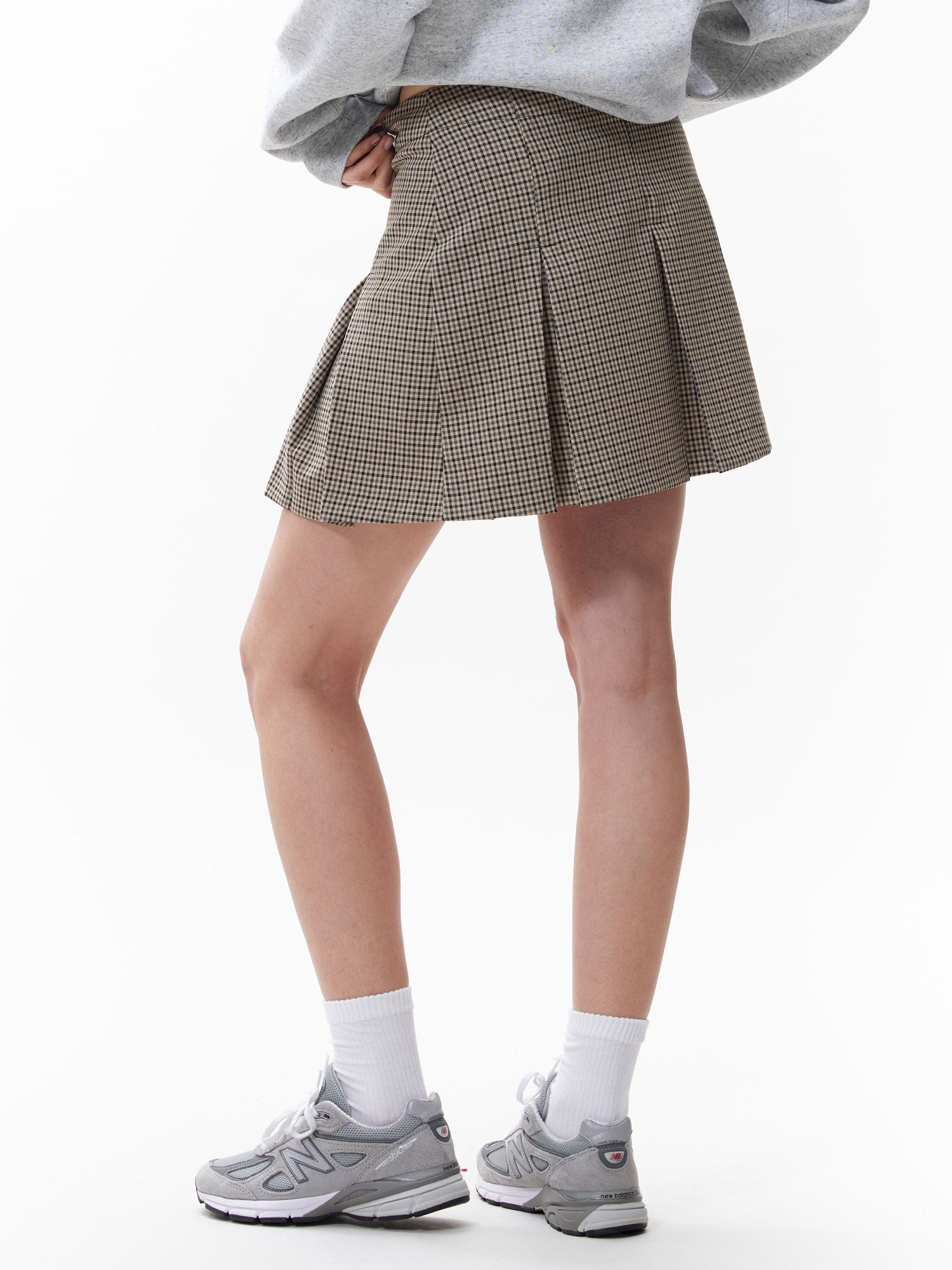 Pleated check skirt Brown