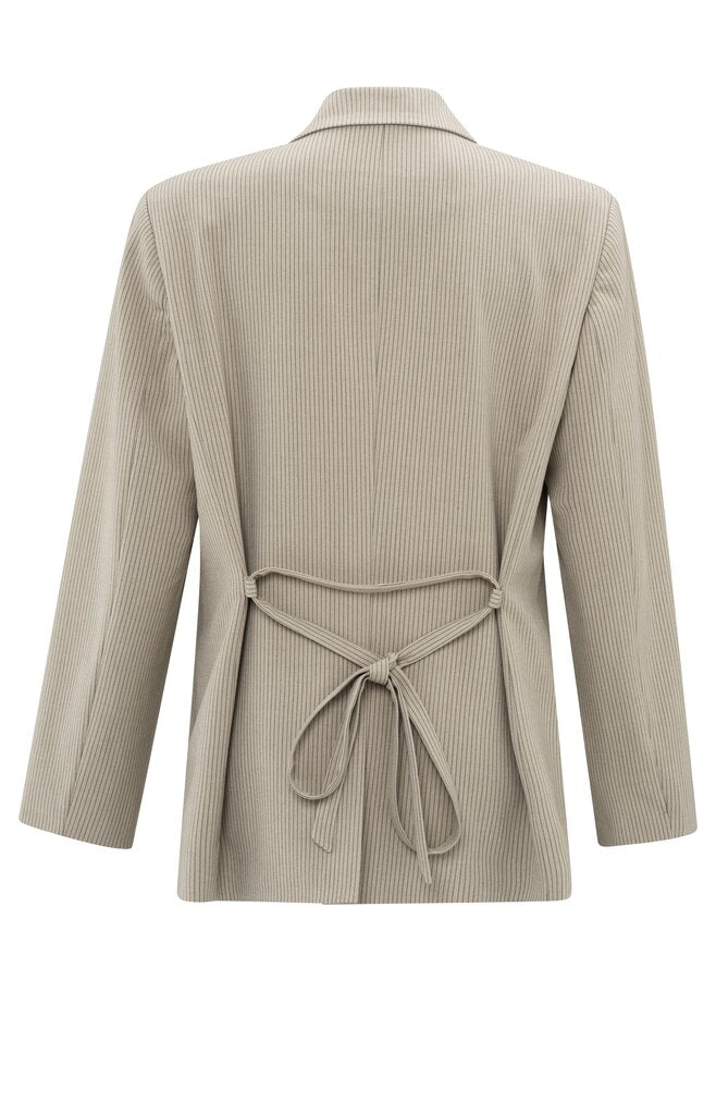 Oversize-Nadelstreifenblazemit Bindegürtel Humus Beige
