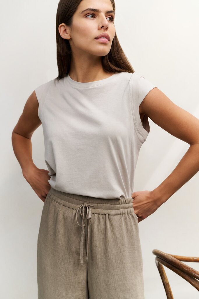 Ärmelloses Oberteil mit Detail am Ärmelansatz Pure White