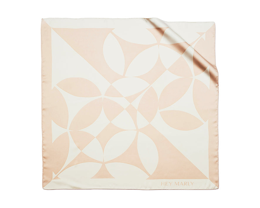 Silky Star - Logo Nude