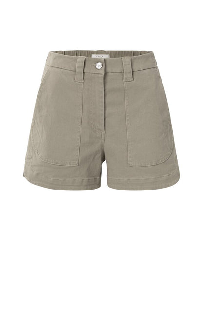 Cargoshorts mit aufgesetzten Taschen und elastischem Bund Seneca Rock Beigefügt