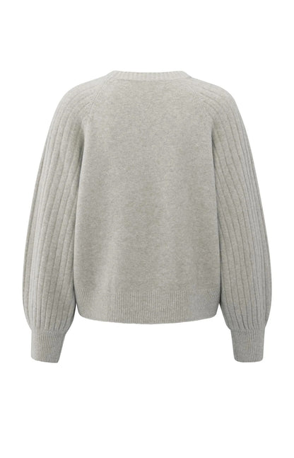 Strickpullover mit gerippten Ärmeln und Rundhalsausschnitt Brownish Grey Melange